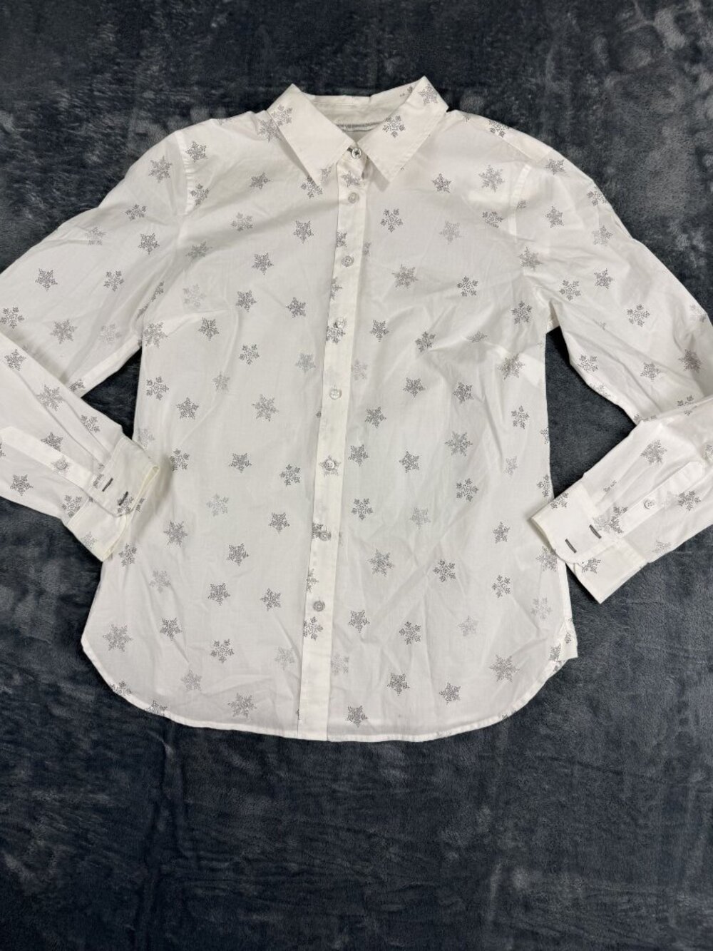 Talbots Womens White Silver Snowflake Long Sleeve Button-Down Shirt S